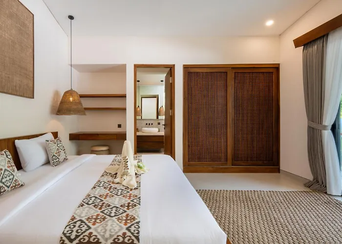 New Chiara - Luxury - 5 Stars Services Jimbaran